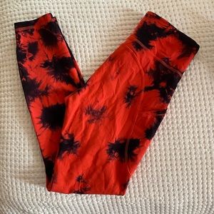 Lululemon Invigorate High-Rise Tight 25" Tie Dye Carnation Red Black EUC